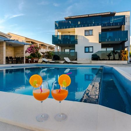 Resort Mirakul Vir Dış mekan fotoğraf