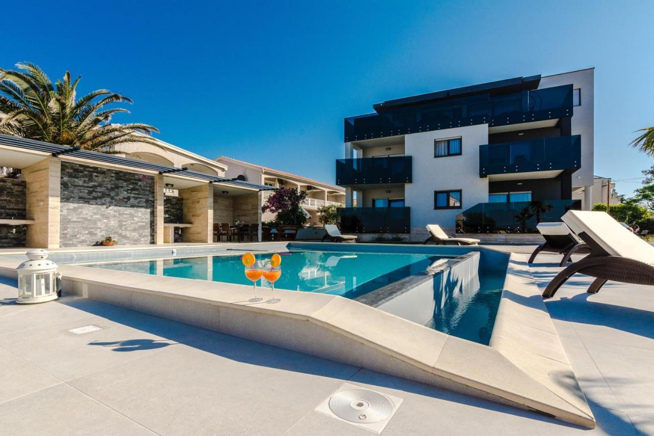 Resort Mirakul Vir Dış mekan fotoğraf